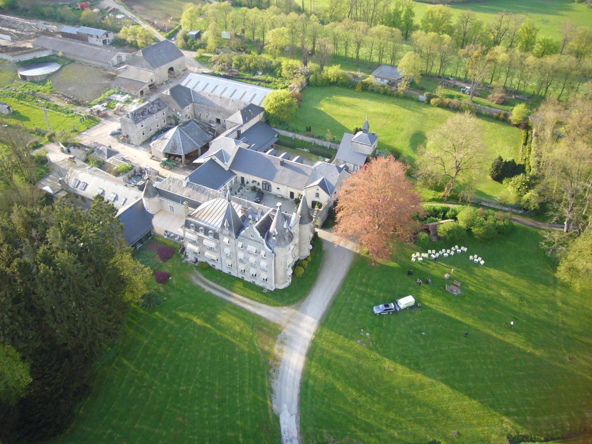 Chateau D'Hassonville 瓦拉日丁 外观 照片